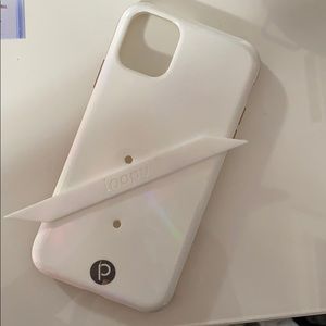 iPhone 11 Loopy Case